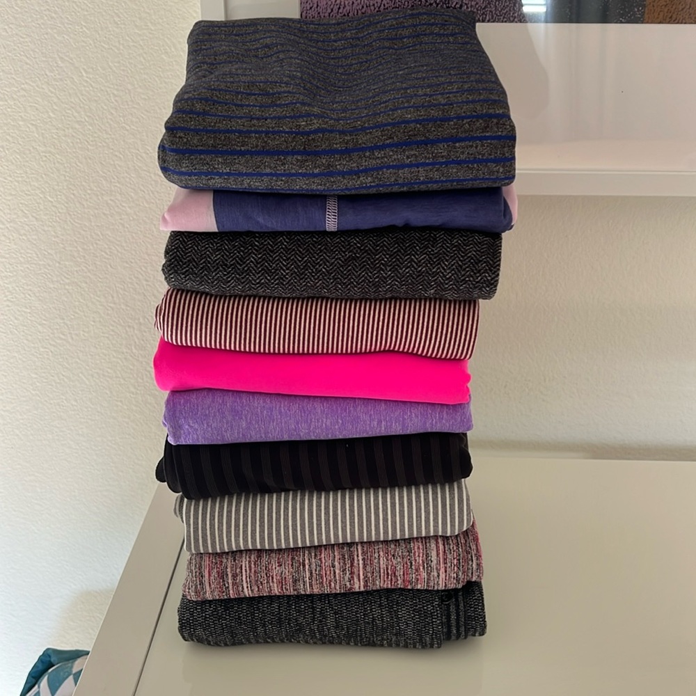 Lot of Lululemon scarves